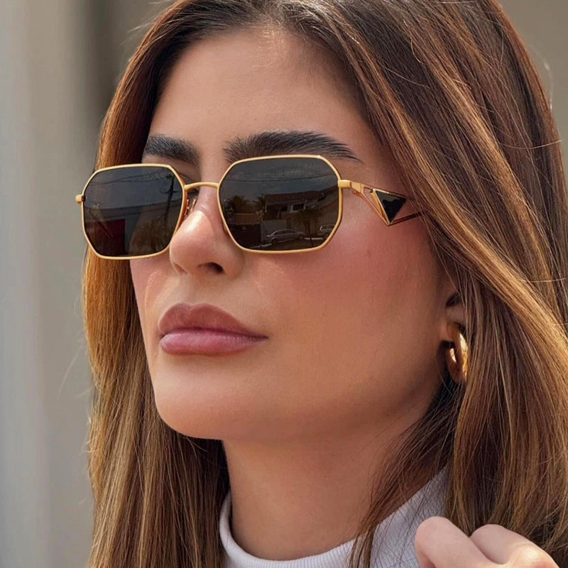 Women's Geometric Luxury Sunglasses with Narrow High-Gloss Frame Skanto