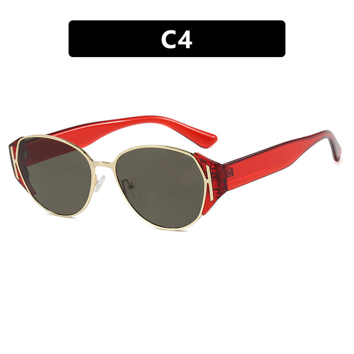 Women's Retro-Inspired Sunglasses with Elegant Frame Skanto
