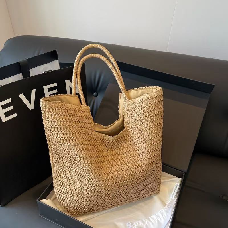 Håndvevd tote bag med strukturerte fletter Skanto
