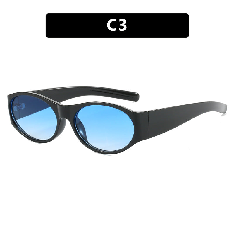 Women's fashion sunglasses with elegant, oval design and UV protection Skanto
