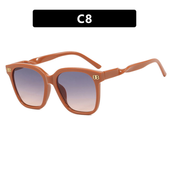 Women's square sunglasses with elegant frame structure and UV protection Skanto