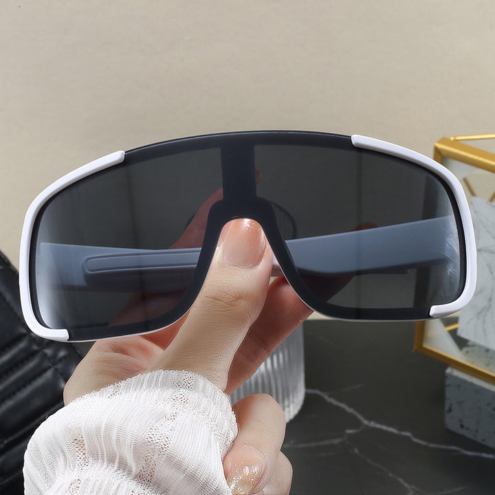 Damen moteriktig sportssolbrille med bred UV-beskyttelse Skanto