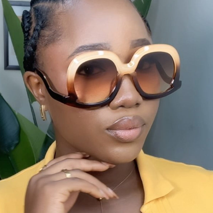 Women's oversized sunglasses with modern design Skanto
