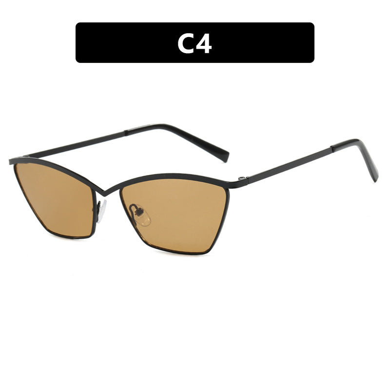 Women's Cat-Eye Sunglasses with Stylish Metal Frame and UV Protection Skanto