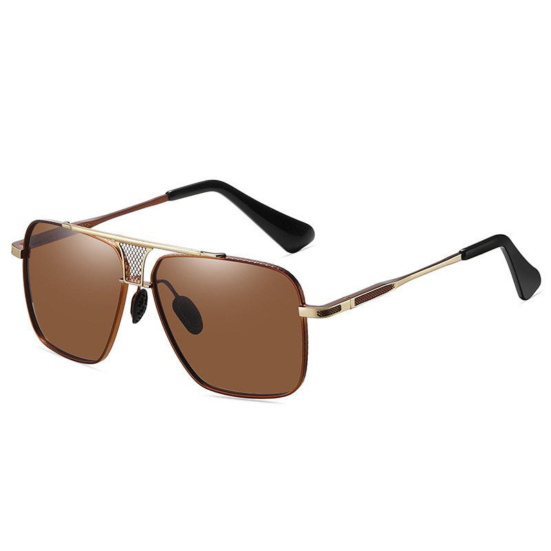 Dame Kvadratisk Solbrille med stilfull metallramme og høykvalitets UV-beskyttelse Skanto