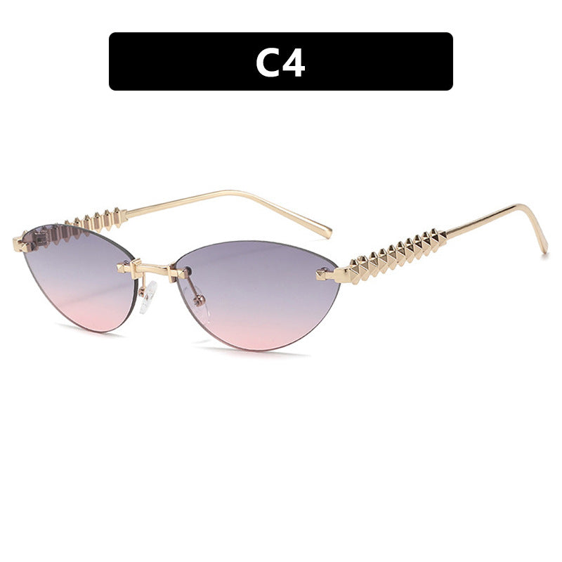 Women's sunglasses in modern, geometric design with stylish metal frame and UV protection Skanto