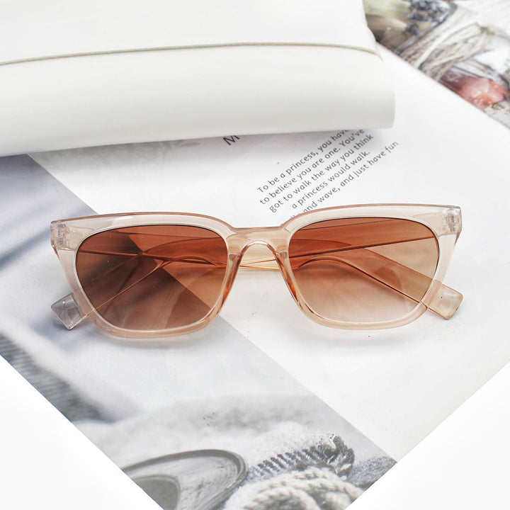 Damer geometrisk designer solbrille i moderne stil Skanto
