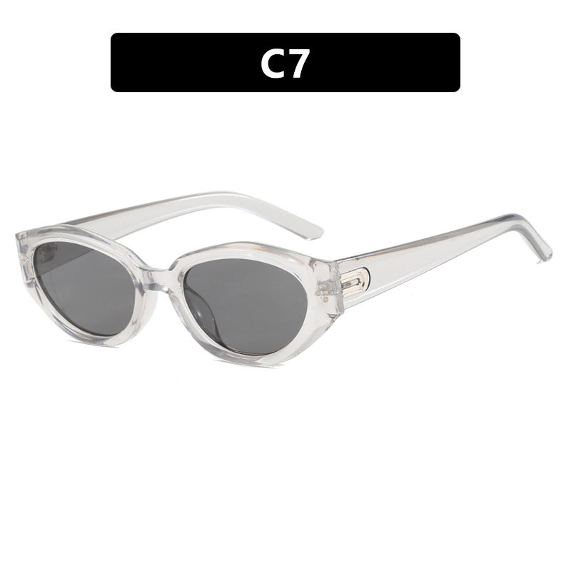 Women's Cat-Eye Sunglasses with Accentuated Transparent Frame and UV Protection Skanto