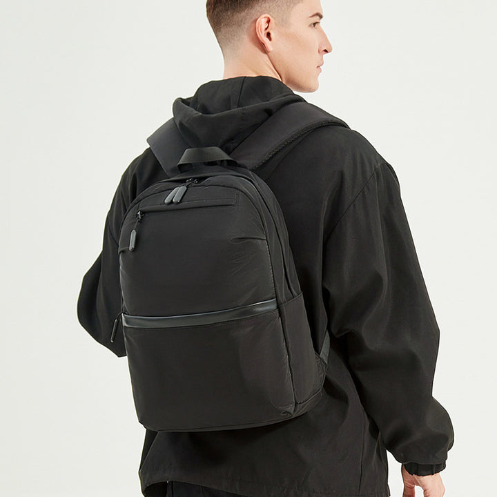 Urban Essential Lettvekts Ryggsekk Skanto