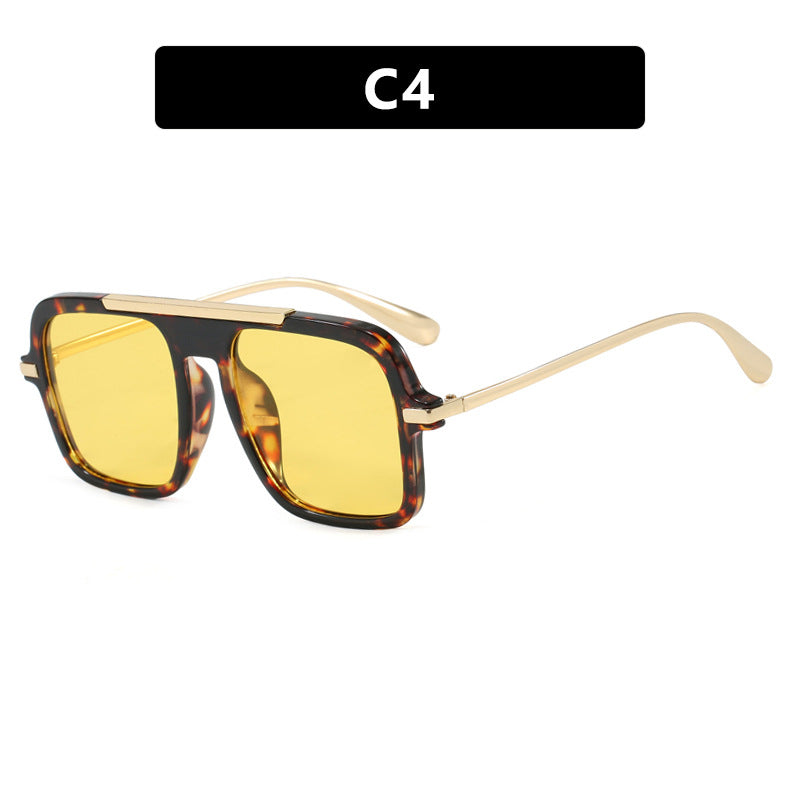 Dame kvadratisk solbrille med luksuriøs metallramme og robuste glass Skanto