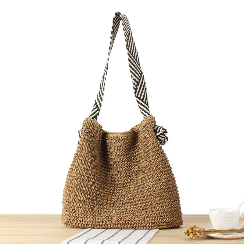 Boho style shopper bag made of natural wicker Skanto