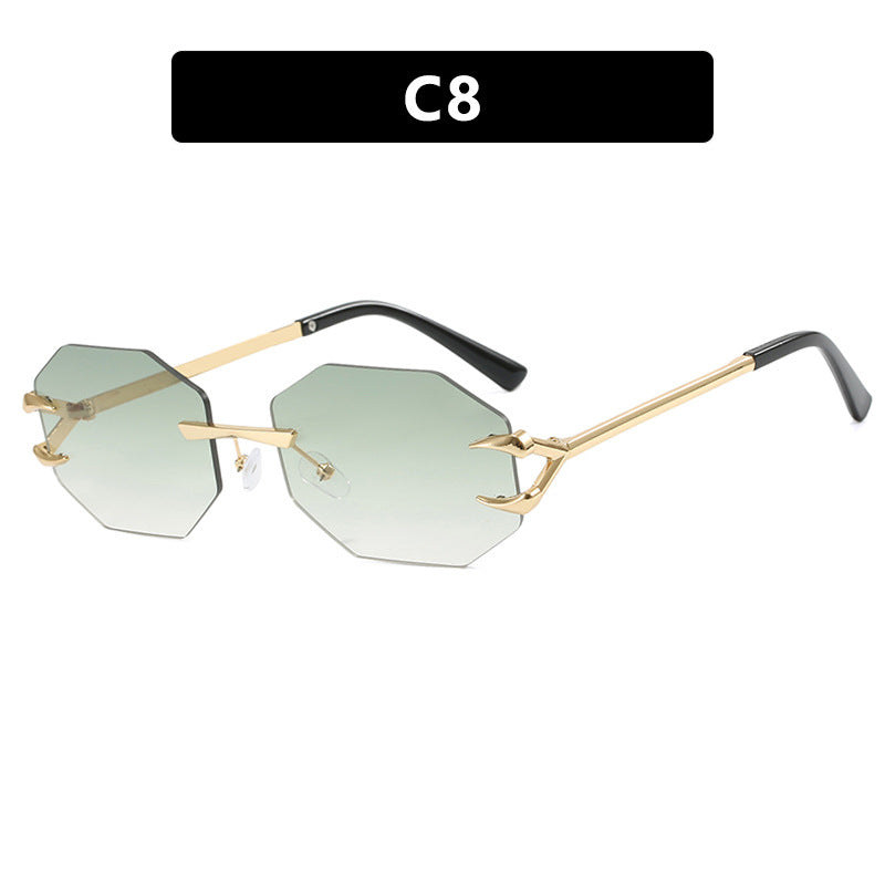 Women's geometric sunglasses with modern metal frame Skanto