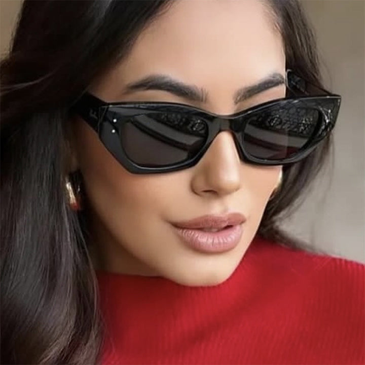 Damer trendy Cat-Eye solbriller med elegant plastinnfatning Skanto