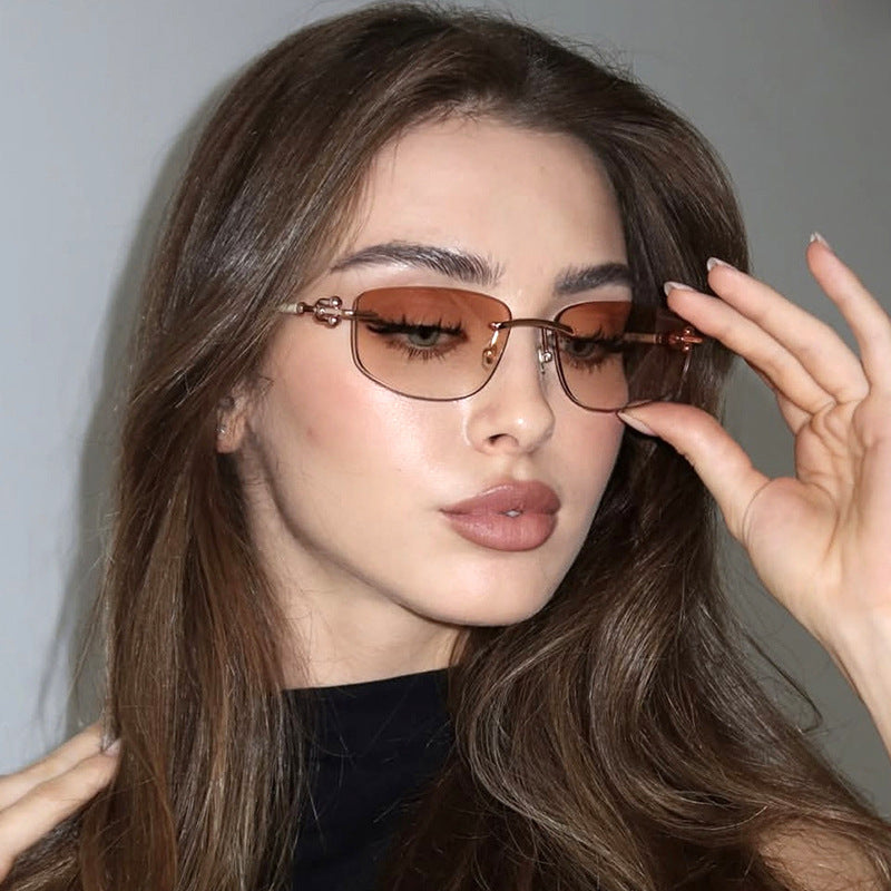 Women's elegant semi-rimless glasses with luxurious metal frame and clear lenses Skanto