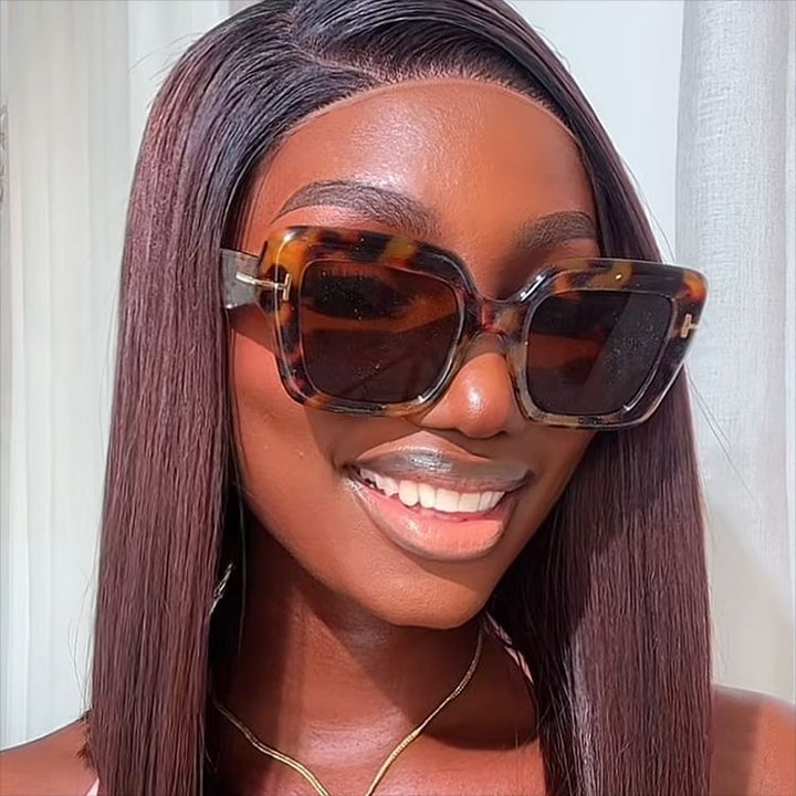Women's square sunglasses with comfortable plastic frame and UV protection Skanto