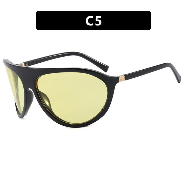 Women's Cat-Eye Sunglasses with Unique Design and Protective UV Filter Skanto