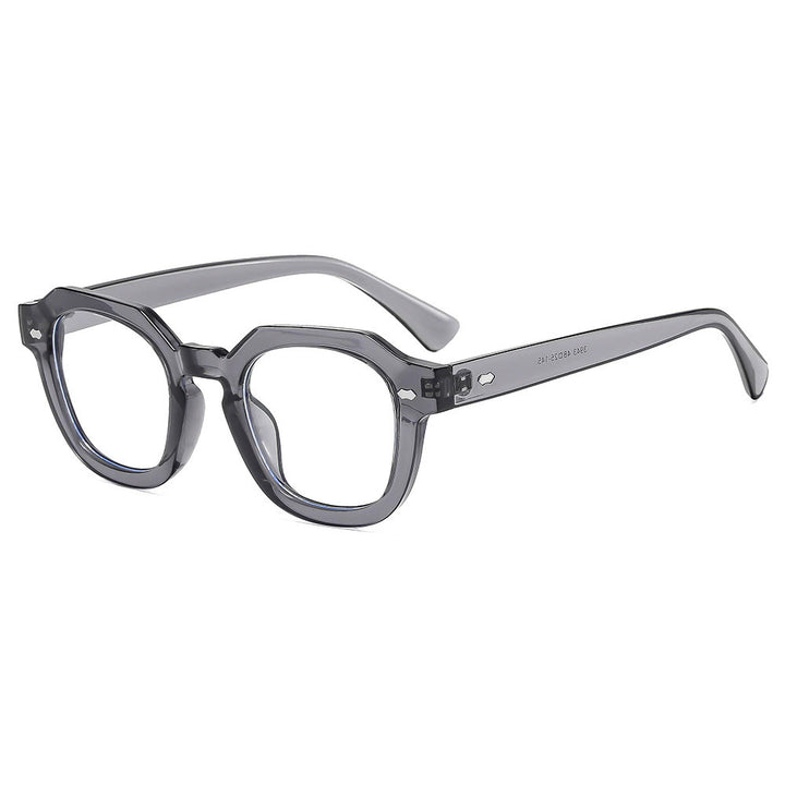 Women's sunglasses in modern design with polarized lenses Skanto