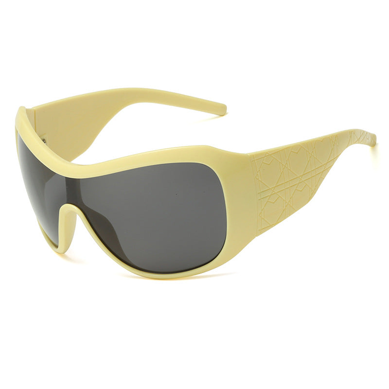 Men's Sporty Wraparound Sunglasses Skanto