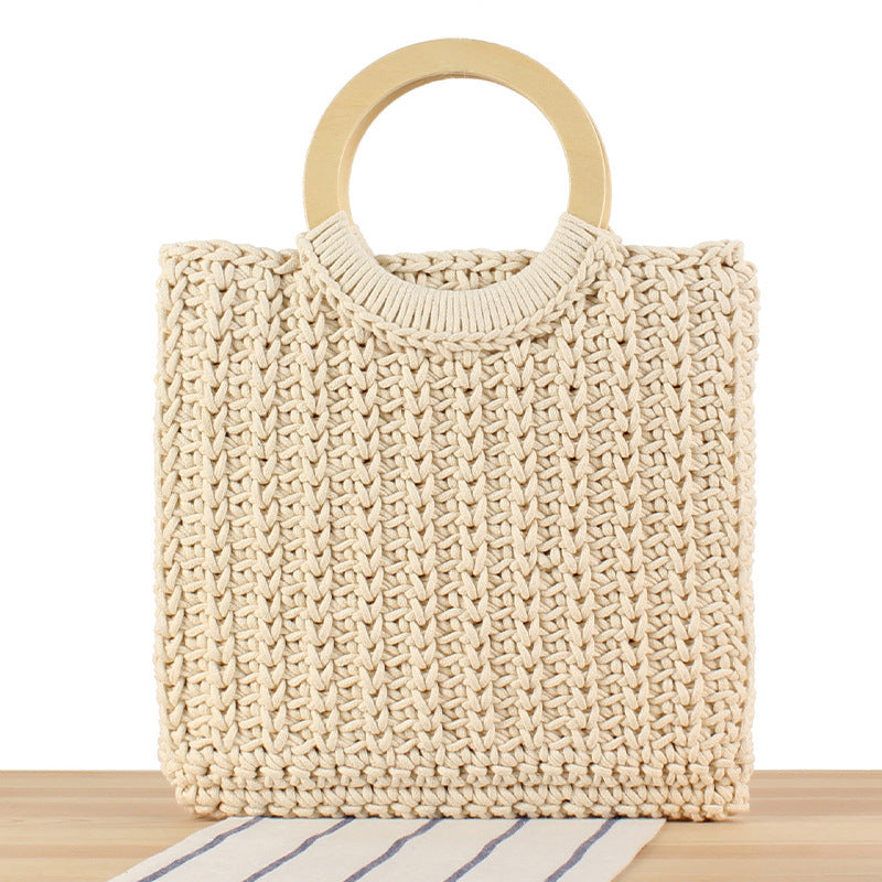 Handbag with modern geometric knit design Skanto