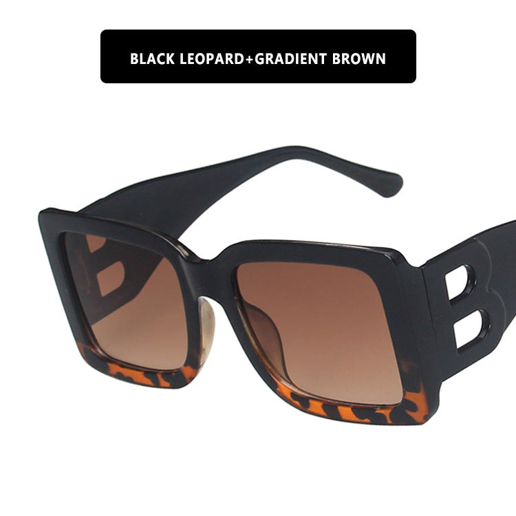 Women's fashionable sunglasses in trendy leopard design Skanto