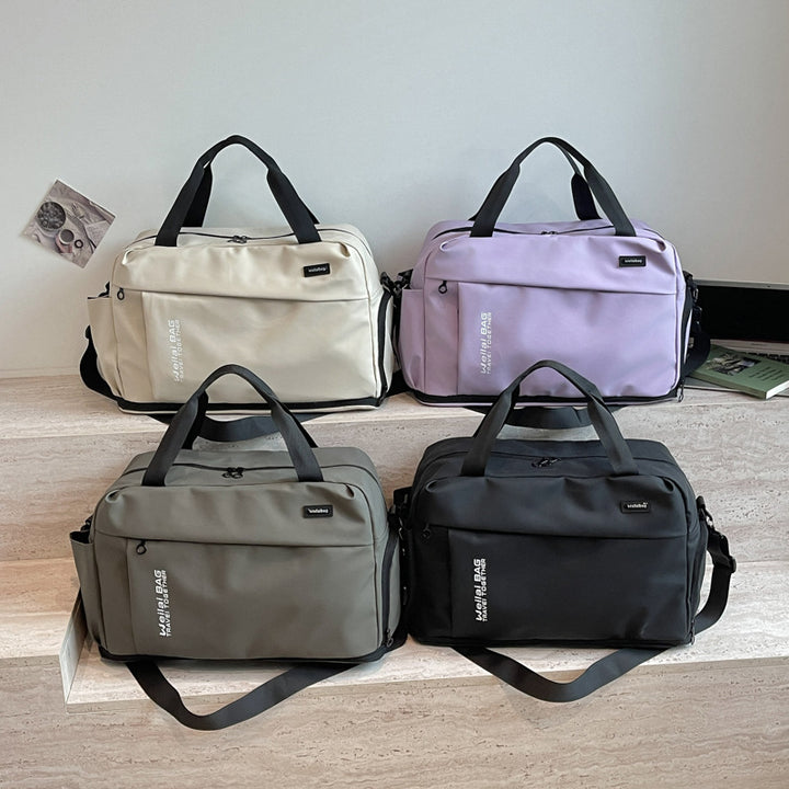 Reise- Og sportbag med vannavvisende materiale og mange lommer Skanto