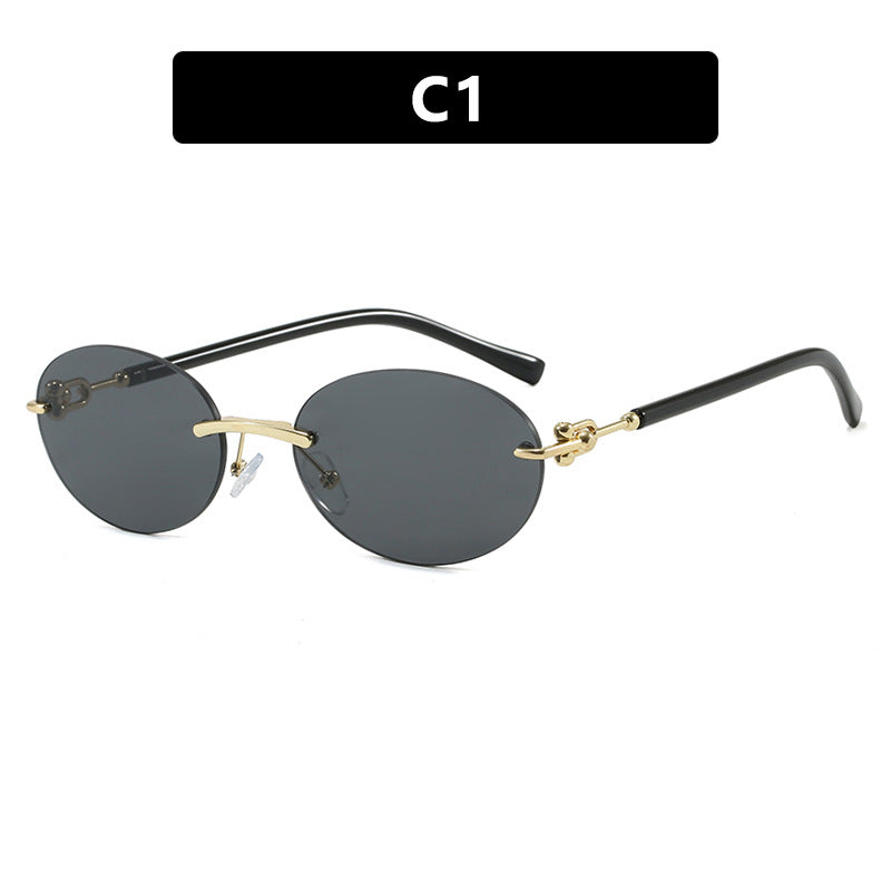 Women's oval sunglasses with luxurious metal frame and mirrored lenses Skanto