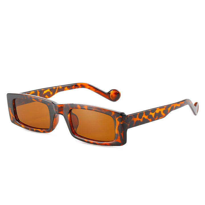 Dame trendy firkantet solbrille Skanto