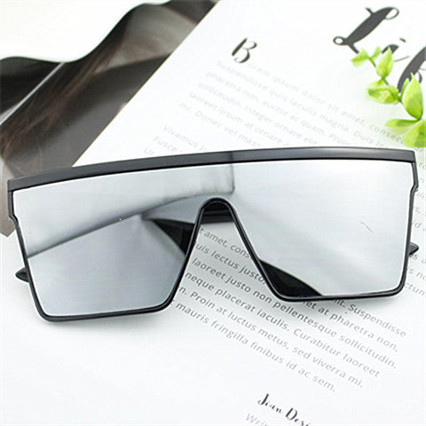 Dame Sporty beskyttelsesbrille i moderne Shield-design Skanto