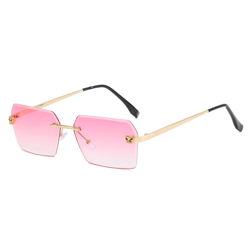 Damer moterik firkantet solbrille med elegant metallramme Skanto