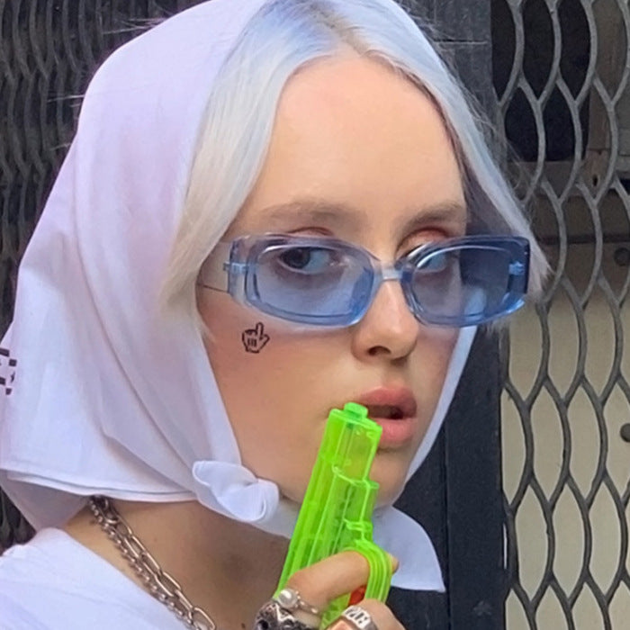Damer eksklusiv oversized solbrille i moderne design Skanto