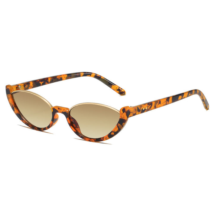 Dame Cat-Eye solbriller med diskret ramme og polarisert glass Skanto