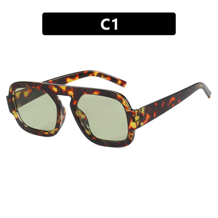 Women's Fashionable Sunglasses in Modern Retro Style Skanto
