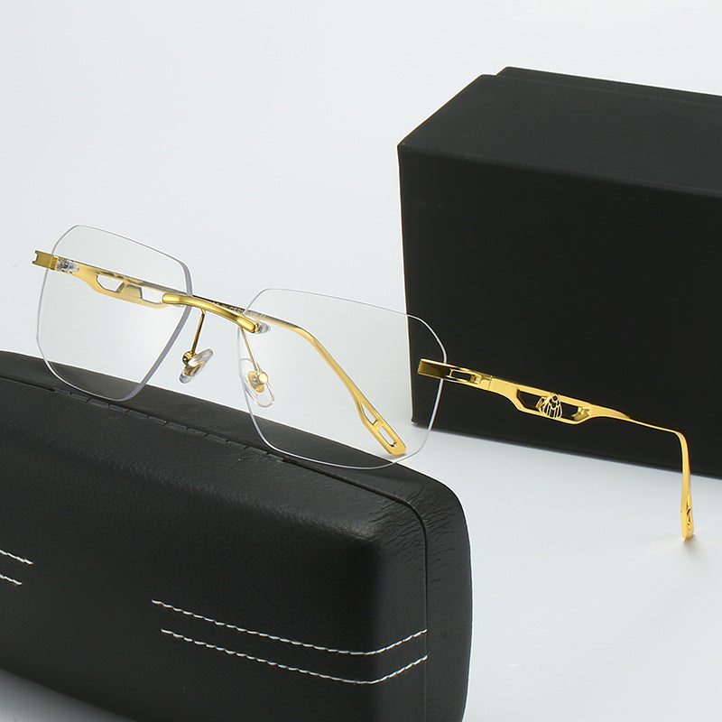Dame moterik solbrille med luksuriøs ramme og ergonomisk design Skanto