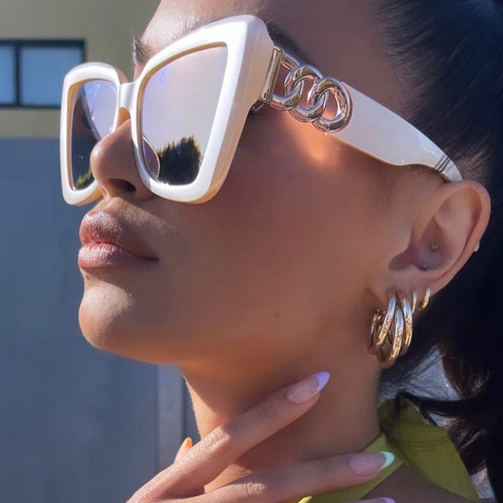 Women's trendy cat-eye sunglasses with refined pattern Skanto