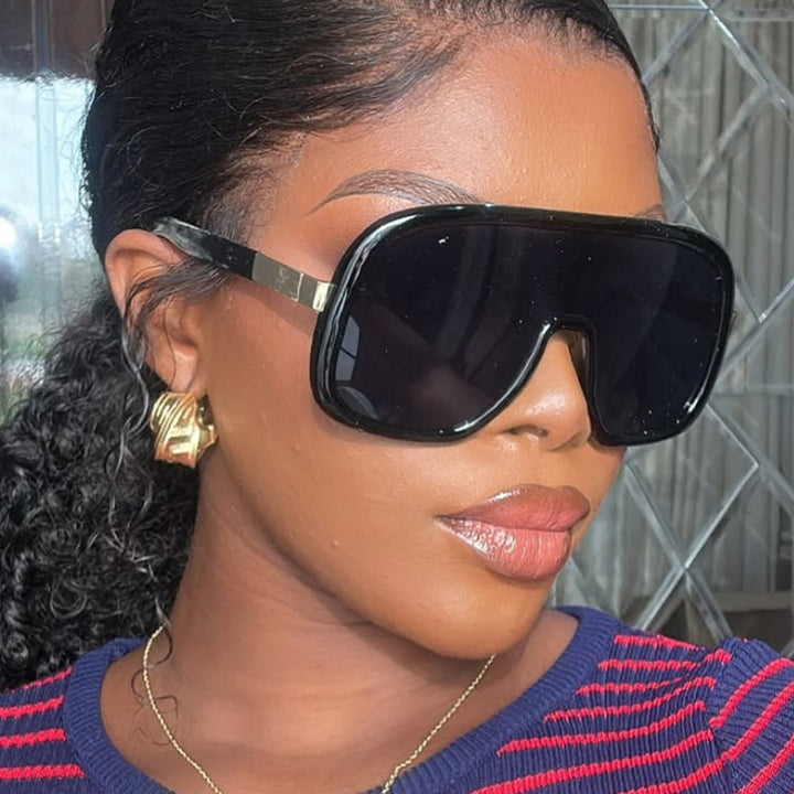 Women's oversized sunglasses in elegant retro design Skanto