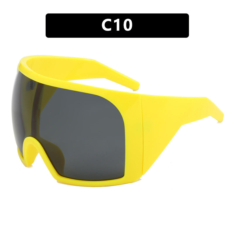 Dame sporty solbrille med aerodynamisk design Skanto