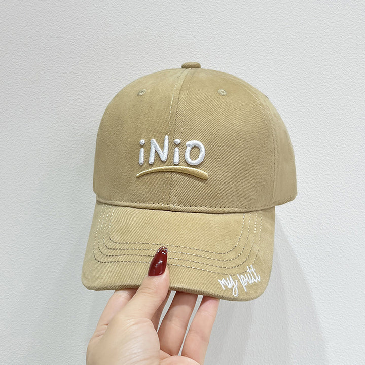 Kvinnebrodert casual caps Skanto