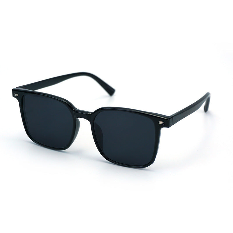 Dame Kvadratisk Solbrille med moderne aksenter Skanto