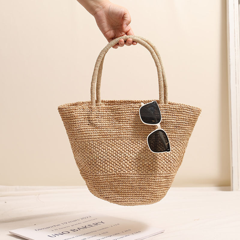 Handmade straw tote bag with sturdy handles Skanto