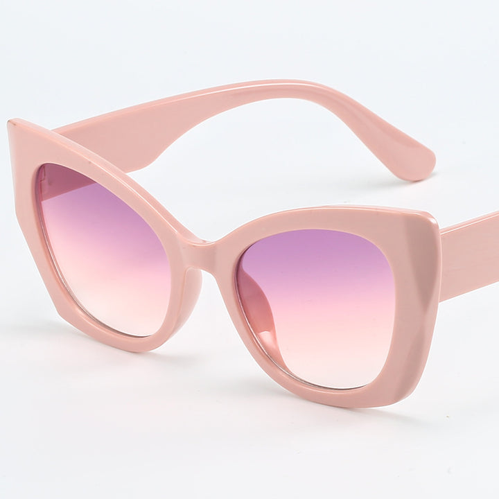Dame Modische Cat-Eye Solbrille med elegant design Skanto