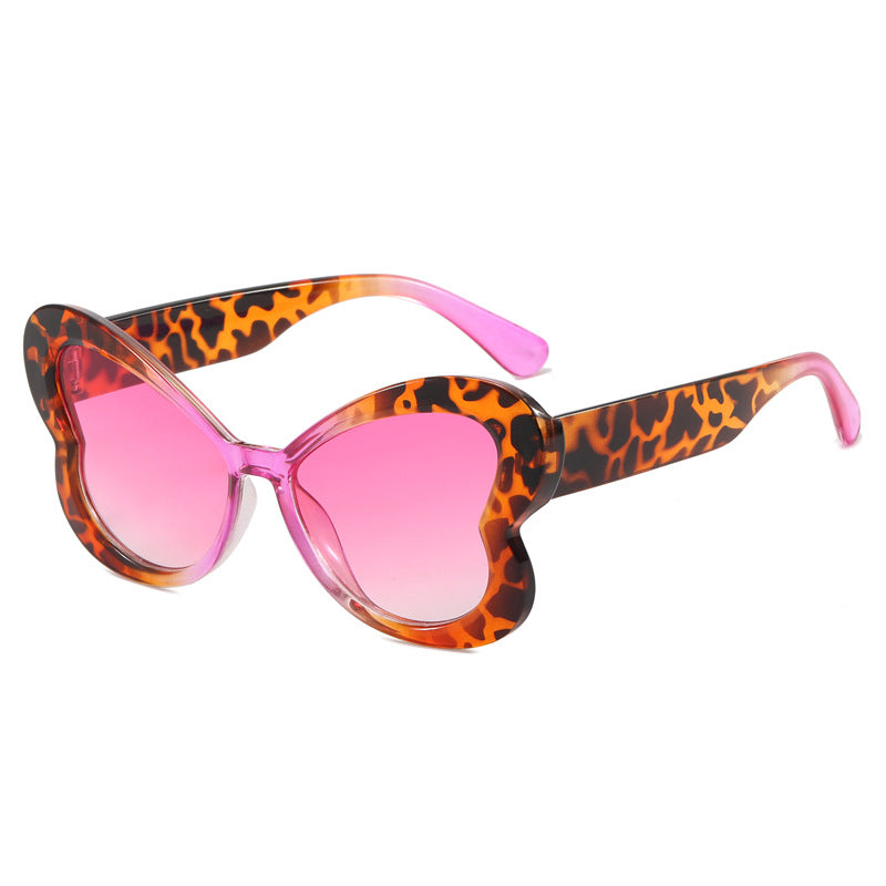Dame Oversized-solbrille i leken sommerfugl-design Skanto