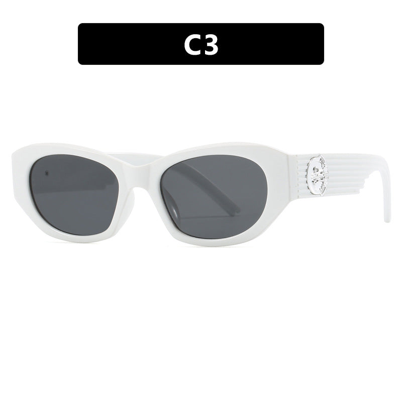 Women's Fashion Cat-Eye Sunglasses with Striking Design and Luxurious Details Skanto