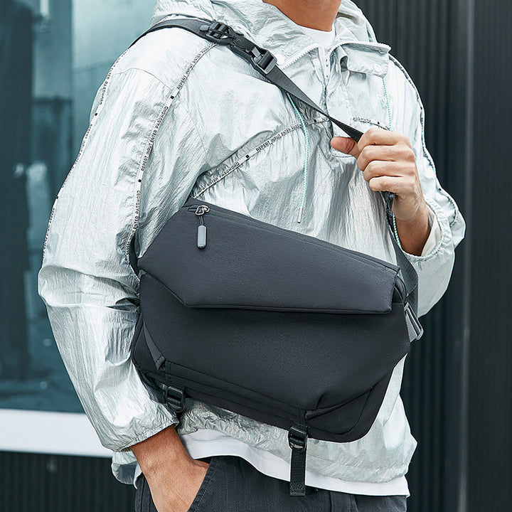 Sleek Modular Messenger Bag Skanto