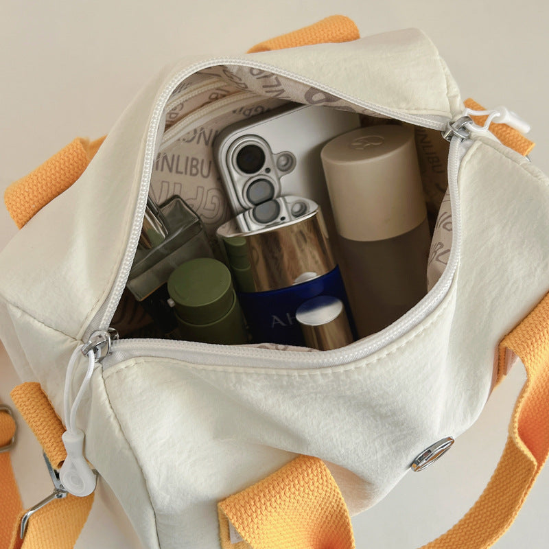 Stilig treningstasje med justerbar skulderreim Skanto