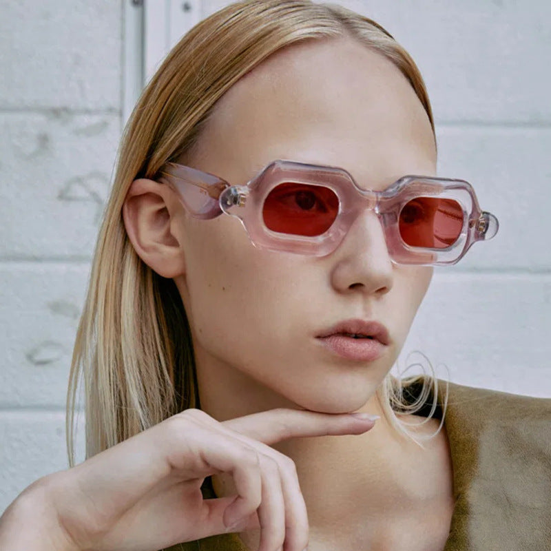 Women's shaped sunglasses Skanto