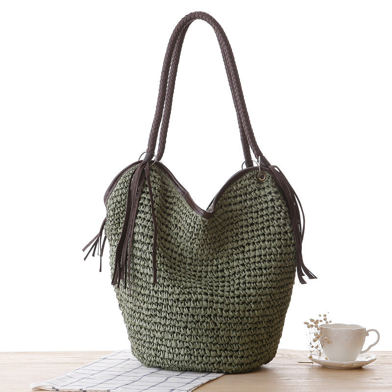 Handmade beach bag with fashionable fringe Skanto