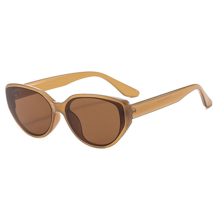 Dame moteriktig solbrille i elegant cat-eye stil Skanto