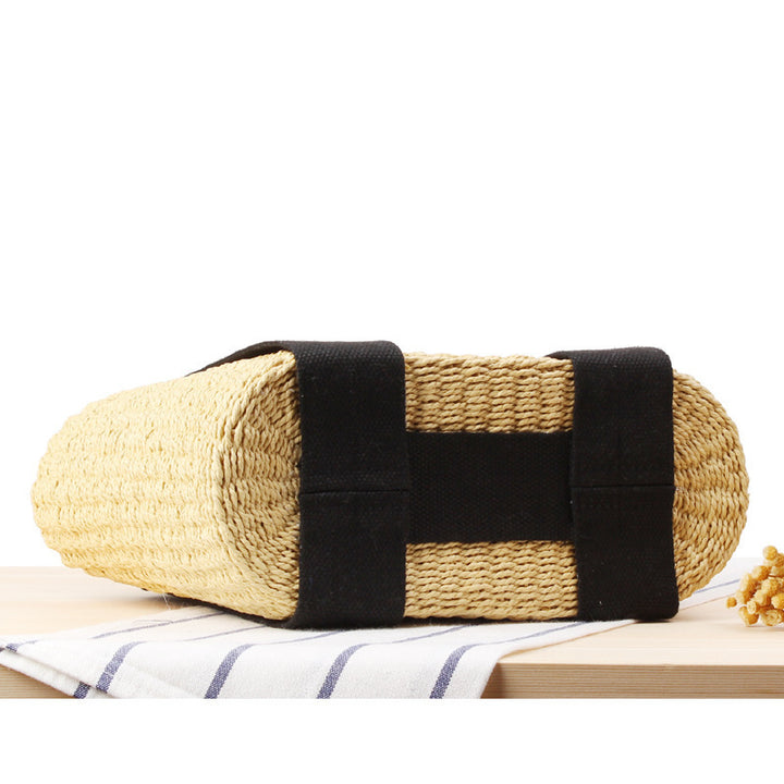 Trendy tote bag made of sustainable braided material with wide carrying handles Skanto