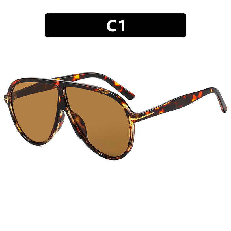 Women's fashionable glasses with large trendy frame Skanto