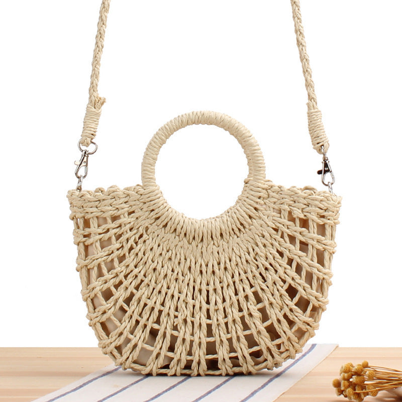 Handmade macrame handbag with round handle Skanto